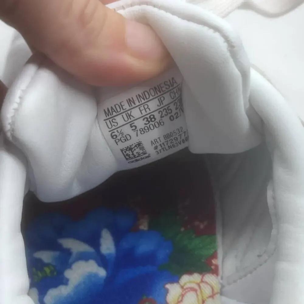 adidas superstar floral